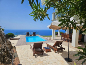 Villa Vardia-Amazing Seaviews with heated pool